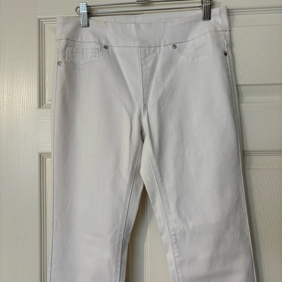 Tribal Jeans Flare Pull-On Women’s White Size 4 - Picture 8 of 15
